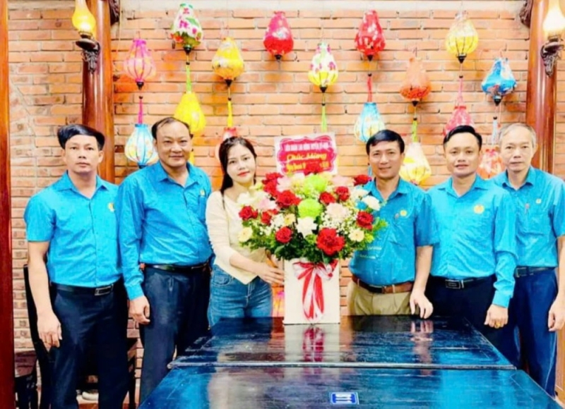 Huyện Kỳ Anh: Chúc mừng các doanh nghiệp nhân ngày Doanh nhân Việt Nam 13/10